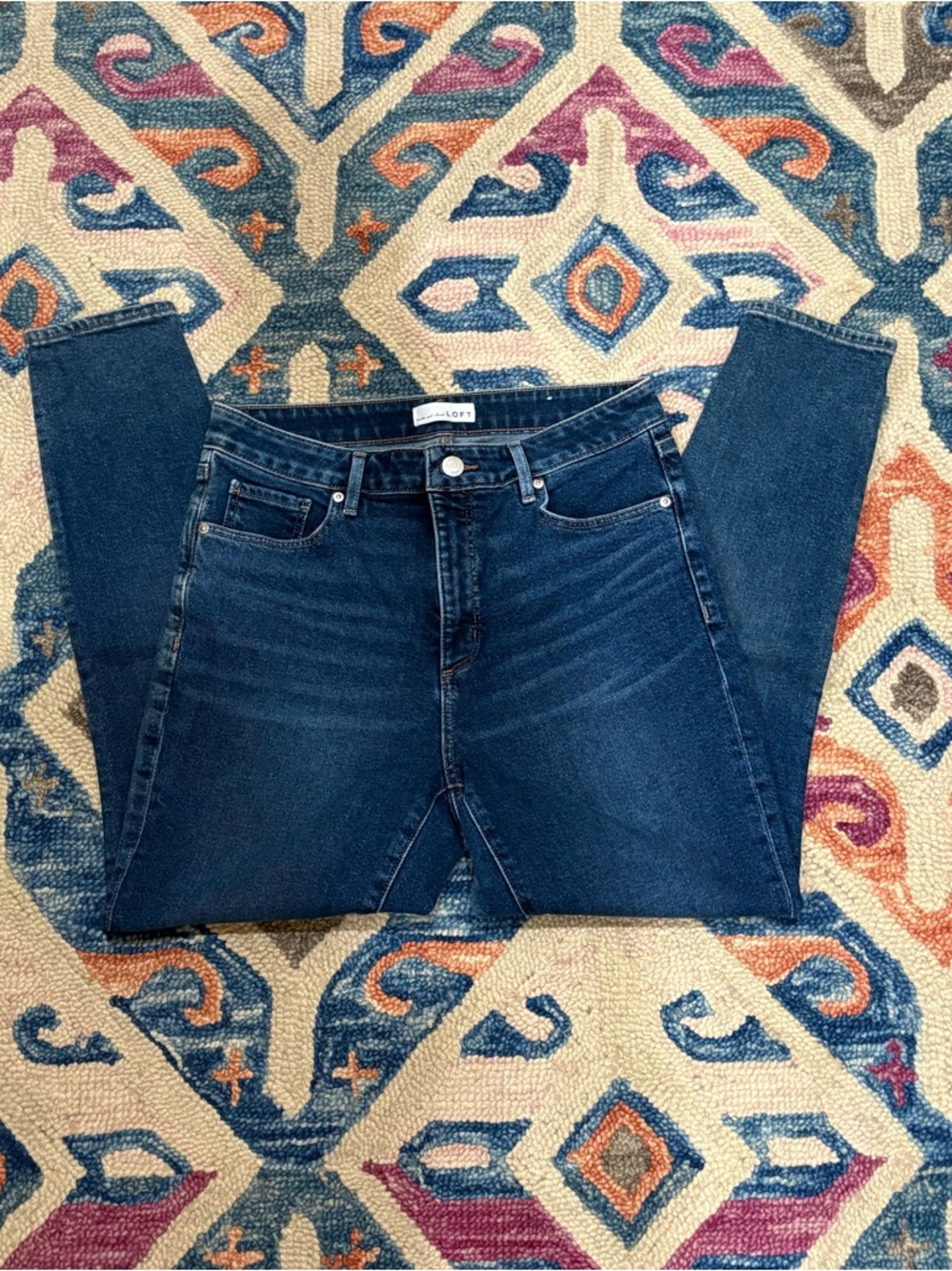 LOFT Dark Curvy Skinny Jeans